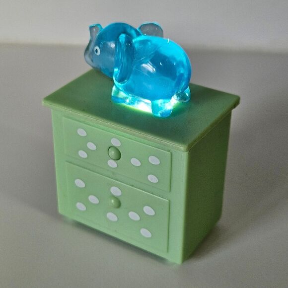 RARE Peppa Pig Baby Alexander's Visit Playset Complete Light Up Elephant Light - Picture 3 of 4